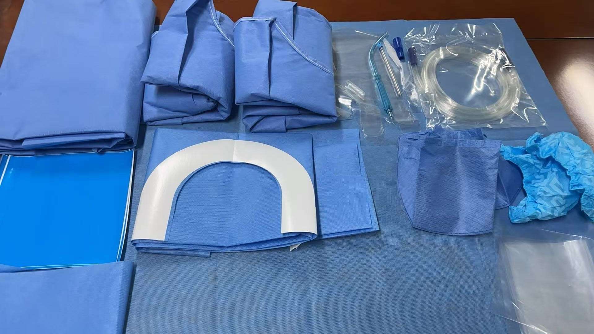 Pack chirurgical à implant dentaire jetable
